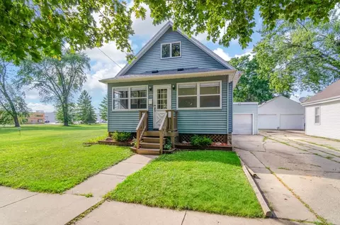 408 Oak St, Green Bay, WI 54304