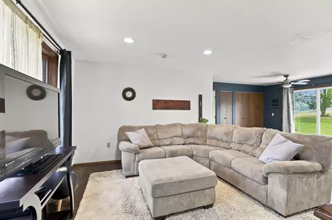 Living - w4011 County Road East, Cecil, WI 54111 photo 1 of 3