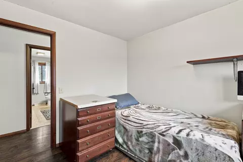 Bedroom - w4011 County Road East, Cecil, WI 54111 photo 6 of 6