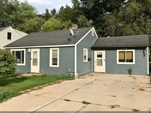 1139 Wirtz Ave, Green Bay, WI 54304