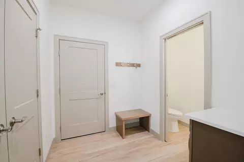 Entry Way - 581 Emerald Isle Ct, Wrightstown, WI 54180 photo 2 of 2