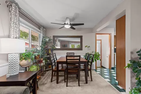 Dining - 807 S Christine St, Appleton, WI 54915 photo 2 of 3
