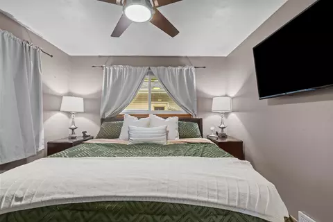 Bedroom - 807 S Christine St, Appleton, WI 54915 photo 6 of 6