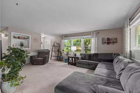 Living - 807 S Christine St, Appleton, WI 54915 photo 3 of 3