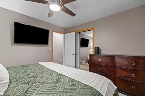 Bedroom - 807 S Christine St, Appleton, WI 54915 photo 5 of 6