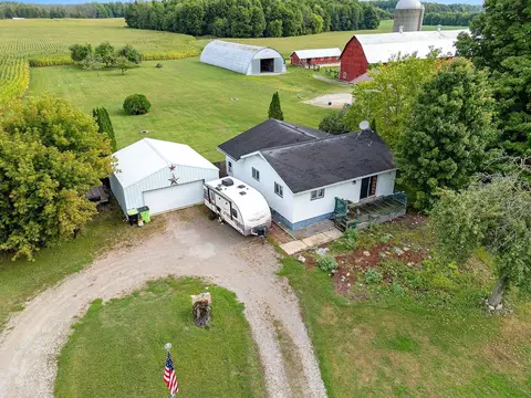w5950 County Highway Ww, Oconto, WI 54153