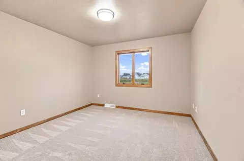 Bedroom - 212 Kerrigan Dr, Wrightstown, WI 54180 photo 4 of 5