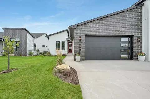 324 Aldon Cir, Green Bay, WI 54304