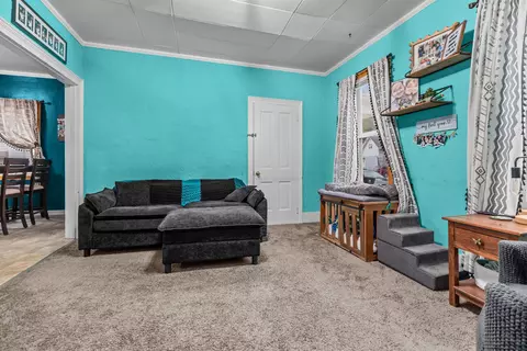 Living - 616 N Division St, Appleton, WI 54911 photo 1 of 2