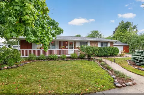 1135 Windsor St, Oshkosh, WI 54902