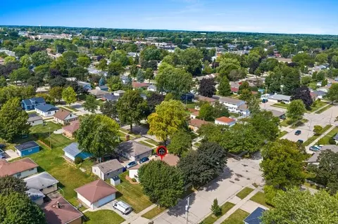 View/Area - 2319 N Viola St, Appleton, WI 54911 photo 1 of 3