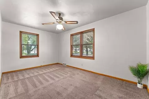 Bedroom - 2319 N Viola St, Appleton, WI 54911 photo 2 of 4