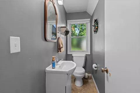 Bath - 1018 E Frances St, Appleton, WI 54911 photo 1 of 3