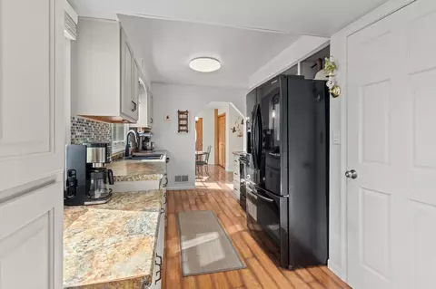 Kitchen - 1018 E Frances St, Appleton, WI 54911 photo 4 of 5