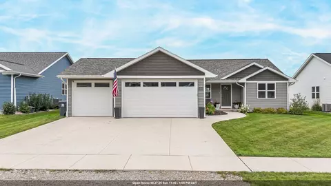 1541 Liberty Ave, Neenah, WI 54956
