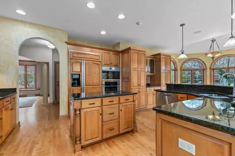 Kitchen - 6709 N Gullwing Ct, Appleton, WI 54913 photo 7 of 7