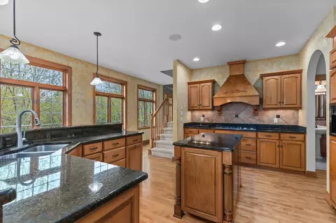 Kitchen - 6709 N Gullwing Ct, Appleton, WI 54913 photo 1 of 7