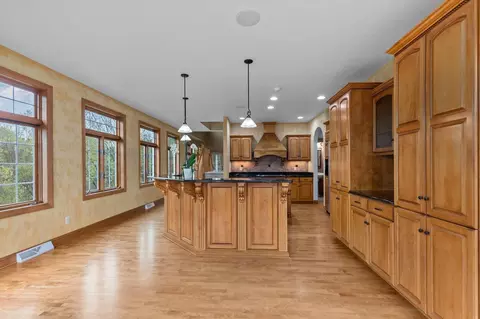 Kitchen - 6709 N Gullwing Ct, Appleton, WI 54913 photo 3 of 7