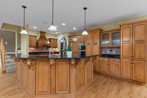 Kitchen - 6709 N Gullwing Ct, Appleton, WI 54913 photo 2 of 7