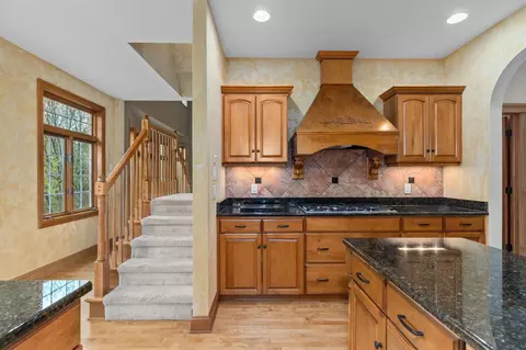 Entry Way - 6709 N Gullwing Ct, Appleton, WI 54913 photo 2 of 6