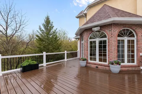 Exterior - 6709 N Gullwing Ct, Appleton, WI 54913 photo 5 of 17