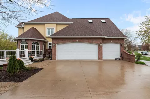 Exterior - 6709 N Gullwing Ct, Appleton, WI 54913 photo 7 of 17