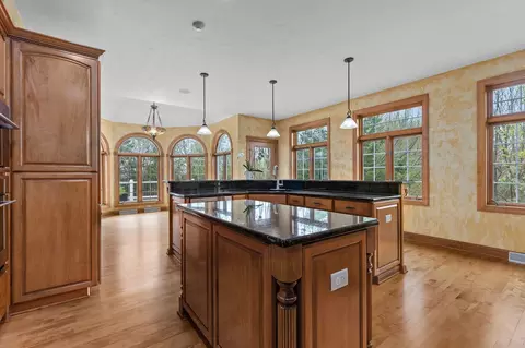 Kitchen - 6709 N Gullwing Ct, Appleton, WI 54913 photo 6 of 7
