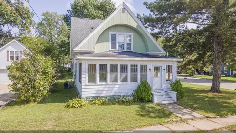 630 Mill St, Manawa, WI 54949