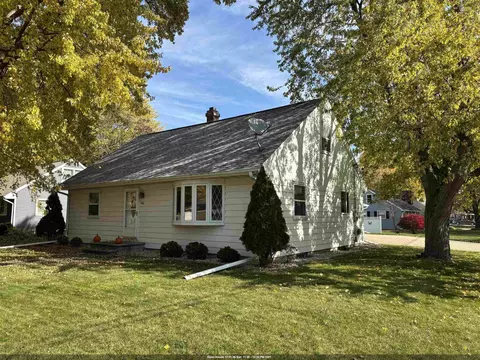 427 Apollo Way, De Pere, WI 54115