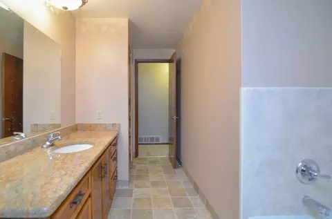 Bath - 1040 Debra St, Wrightstown, WI 54180 photo 3 of 5