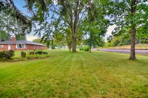 Exterior - 1040 Debra St, Wrightstown, WI 54180 photo 8 of 8