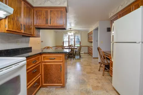 Kitchen - 1040 Debra St, Wrightstown, WI 54180 photo 8 of 9