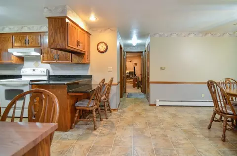 Entry Way - 1040 Debra St, Wrightstown, WI 54180 photo 3 of 3