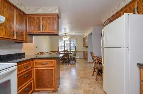 Kitchen - 1040 Debra St, Wrightstown, WI 54180 photo 9 of 9