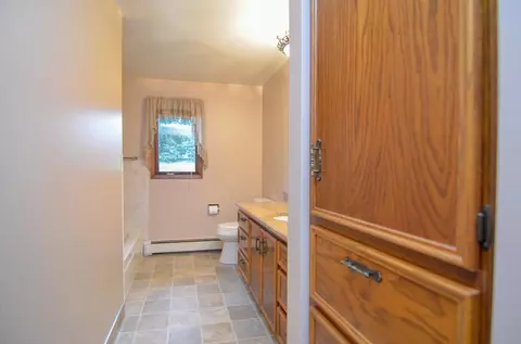 Bath - 1040 Debra St, Wrightstown, WI 54180 photo 1 of 5