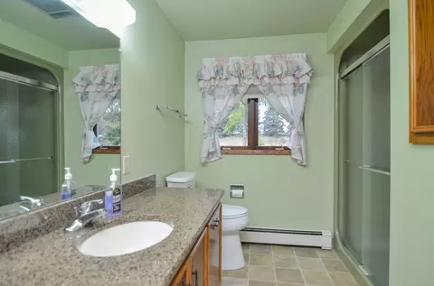 Bath - 1040 Debra St, Wrightstown, WI 54180 photo 4 of 5