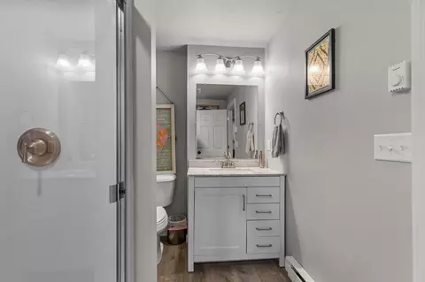 Bath - 4726 N Tony Ct, Appleton, WI 54913 photo 5 of 5