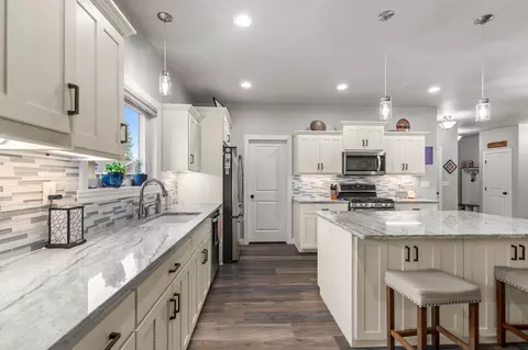 Kitchen - 4726 N Tony Ct, Appleton, WI 54913 photo 3 of 3