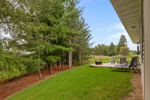 Exterior - 4726 N Tony Ct, Appleton, WI 54913 photo 9 of 10