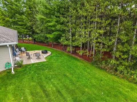 Exterior - 4726 N Tony Ct, Appleton, WI 54913 photo 10 of 10