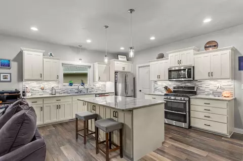 Kitchen - 4726 N Tony Ct, Appleton, WI 54913 photo 1 of 3