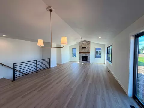 Living - N8853 Galway Lane, Appleton, WI 54915 photo 4 of 7