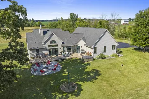 9019 Gohr Rd, Krakow, WI 54137