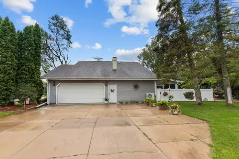 Other - 2115 N Birchwood Ave, Appleton, WI 54914 photo 2 of 11