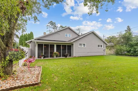 Exterior - 2115 N Birchwood Ave, Appleton, WI 54914 photo 3 of 9