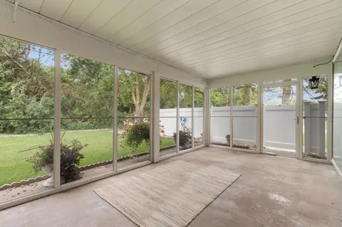 Exterior - 2115 N Birchwood Ave, Appleton, WI 54914 photo 6 of 9
