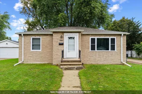 1917 Farlin Ave, Green Bay, WI 54302