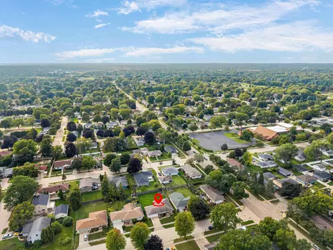 View/Area - 415 S Midpark Dr, Appleton, WI 54915 photo 4 of 5