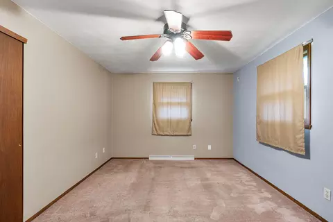 Bedroom - 415 S Midpark Dr, Appleton, WI 54915 photo 6 of 6