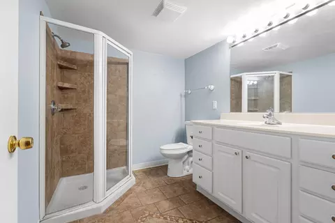 Bath - 415 S Midpark Dr, Appleton, WI 54915 photo 2 of 2